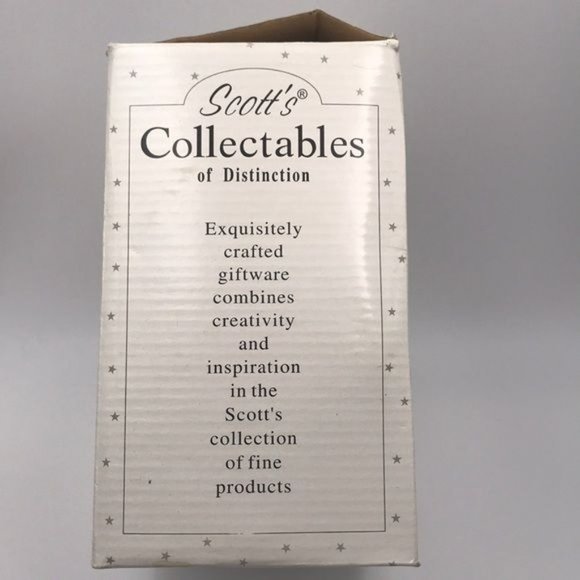 Scott's Collectables Teapot Santa with Bluebird of Happiness Teapot - Picture 11 of 11